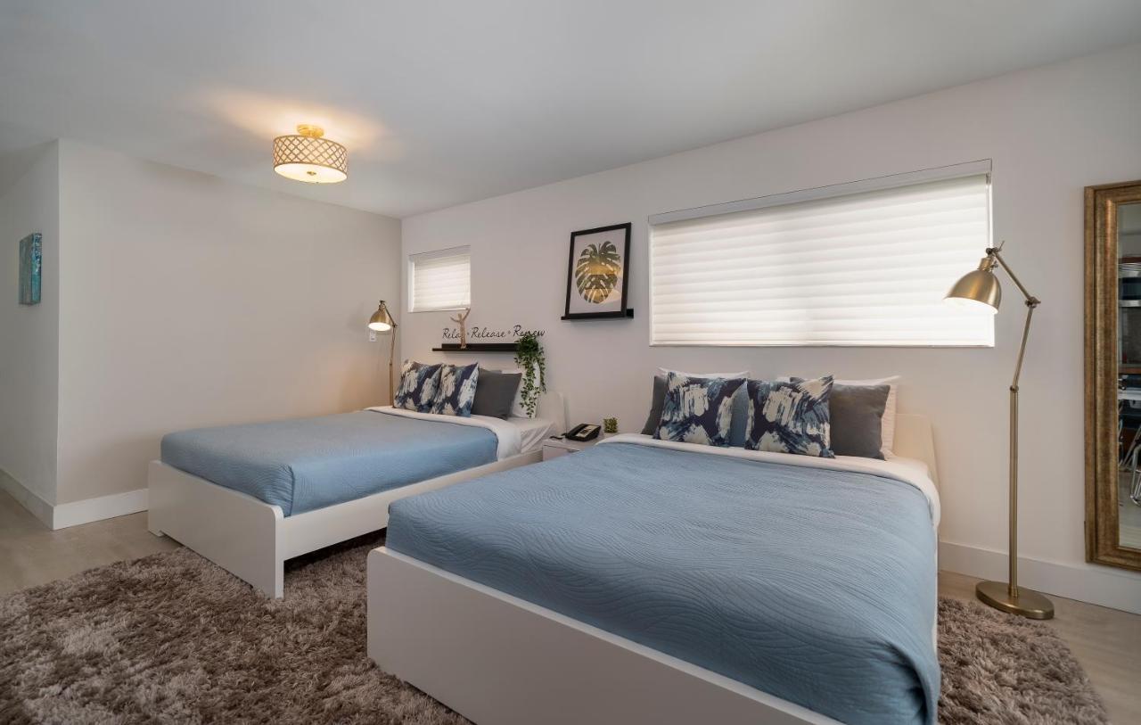 Ocean Drive Apartments With Rooftop Pool, South Beach, Miami 마이애미 비치 외부 사진