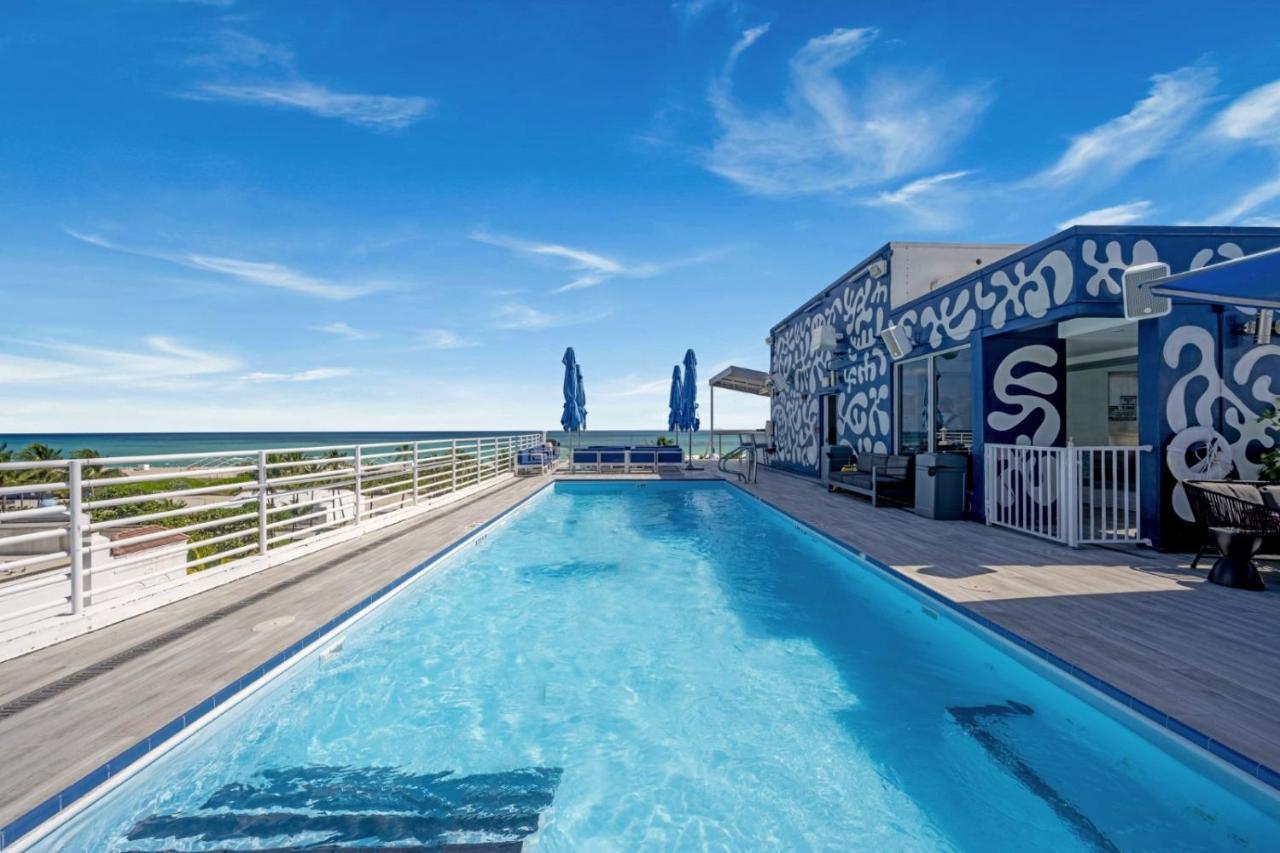 Ocean Drive Apartments With Rooftop Pool, South Beach, Miami 마이애미 비치 외부 사진