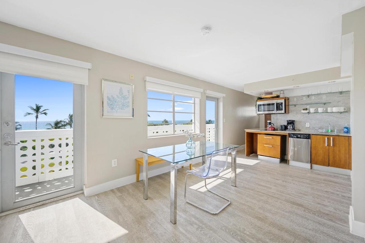 Ocean Drive Apartments With Rooftop Pool, South Beach, Miami 마이애미 비치 외부 사진