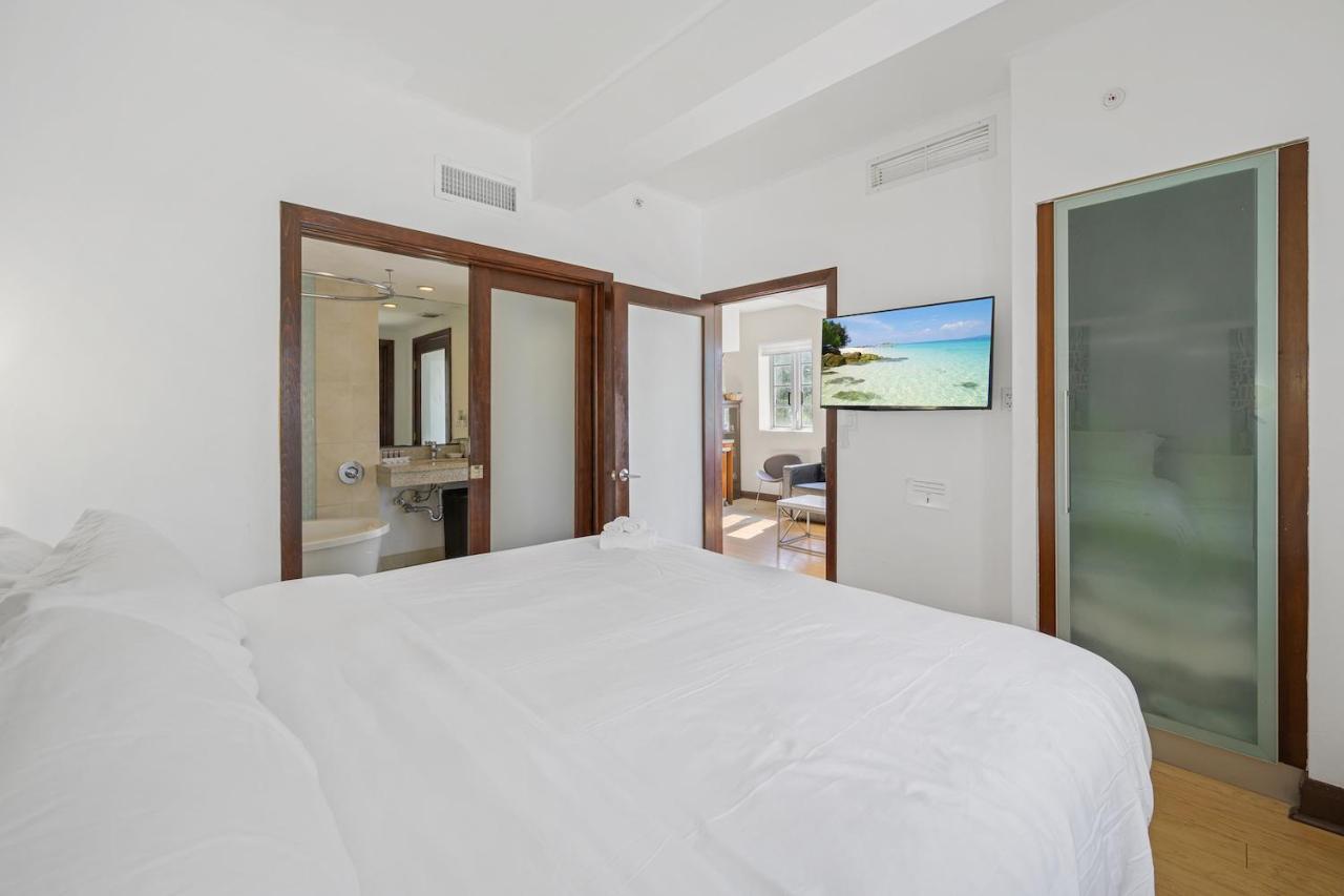 Ocean Drive Apartments With Rooftop Pool, South Beach, Miami 마이애미 비치 외부 사진