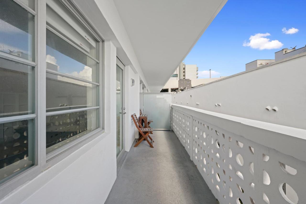 Ocean Drive Apartments With Rooftop Pool, South Beach, Miami 마이애미 비치 외부 사진