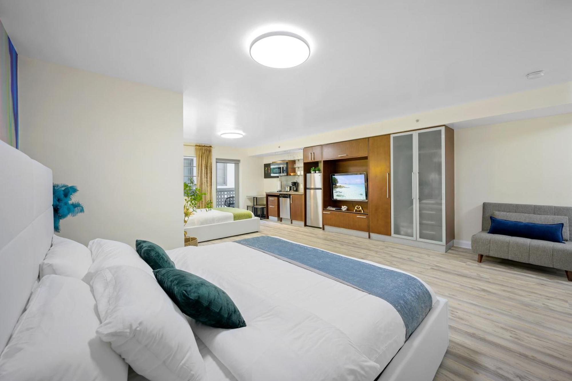 Ocean Drive Apartments With Rooftop Pool, South Beach, Miami 마이애미 비치 외부 사진